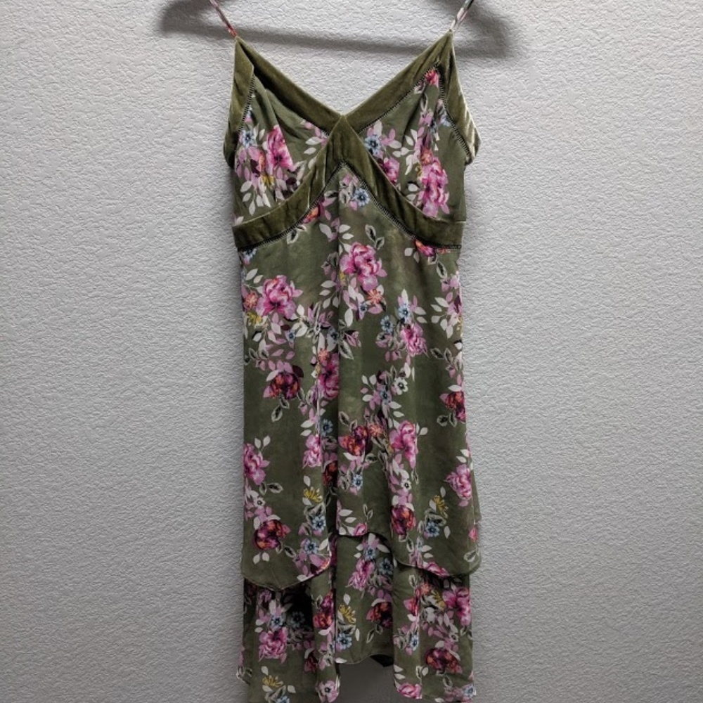 White House, Black Market summer dress